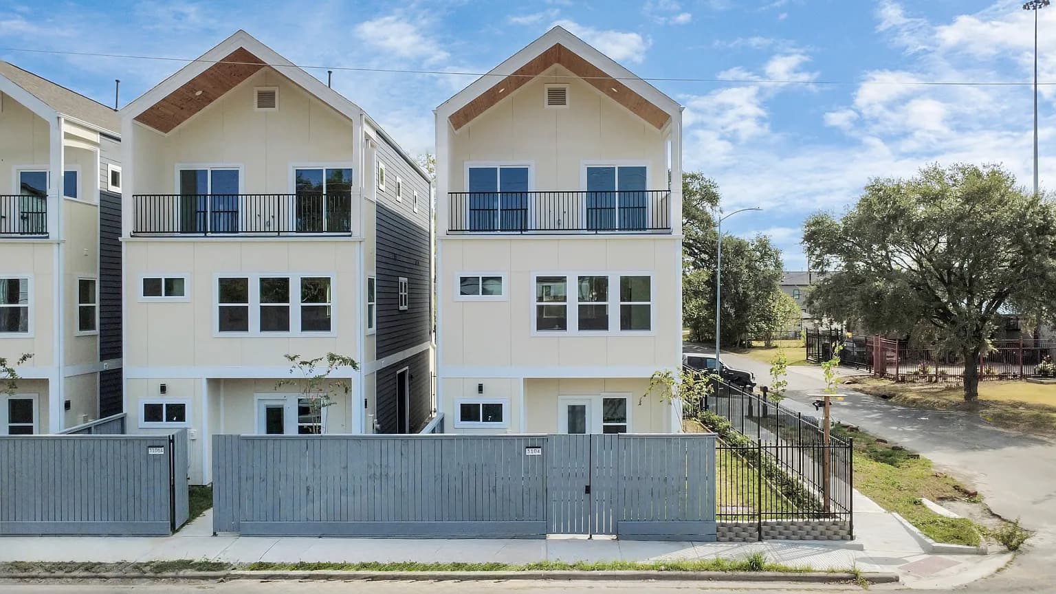 3806 Yale St, Houston, TX 77018 — main photo