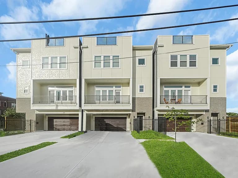 2517 Briley Street, Houston, TX 77004 — main photo